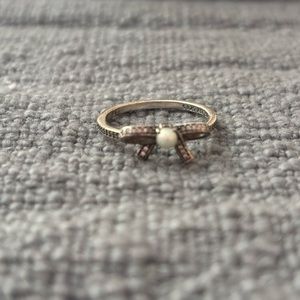Pandora ring